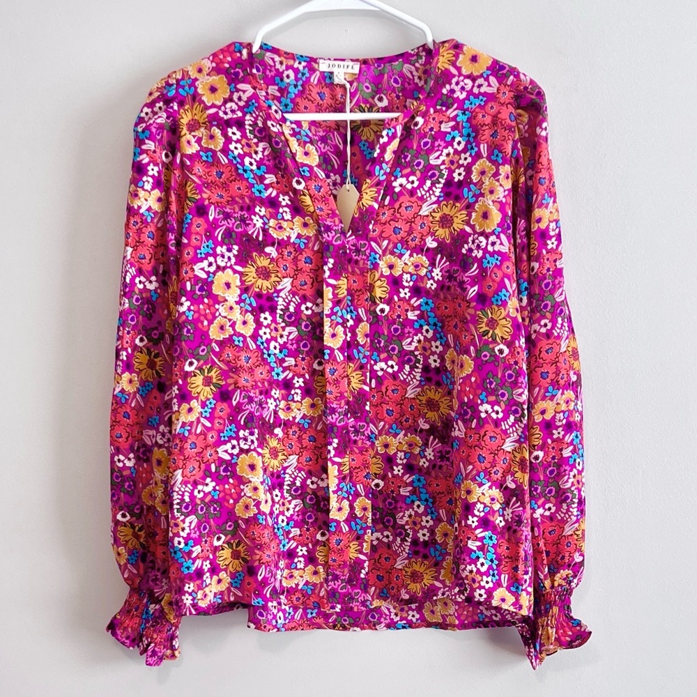 NWT Jodifl Long Sleeve Front Pleat Floral Blouse